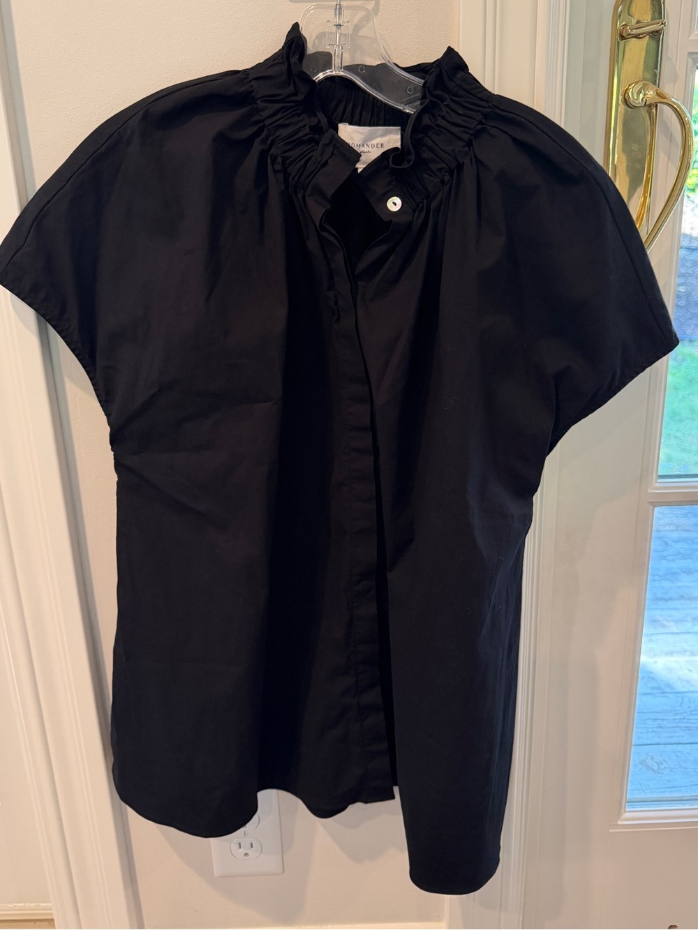 Pomander Place black top- DARLING size M